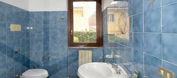 2 rooms Apartment in Turate, Italy No. 20494 17