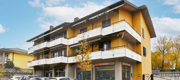 2 rooms Apartment in Turate, Italy No. 20494 4