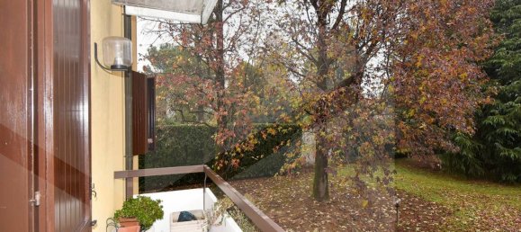 2 rooms Apartment in Turate, Italy No. 20494 11