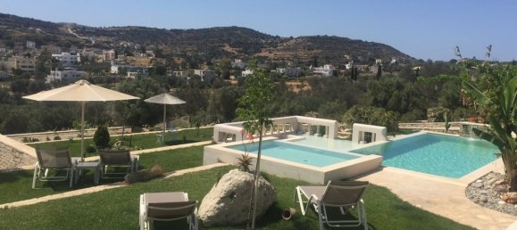 4 bedrooms Villa in Heraklion, Greece No. 173 4