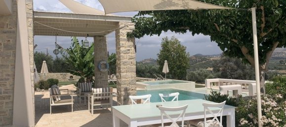 4 bedrooms Villa in Heraklion, Greece No. 173 6