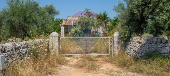 Terreno en Noto, Italy 16000 m² No. 346113 26