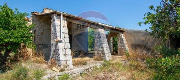 Terreno en Noto, Italy 16000 m² No. 346113 3