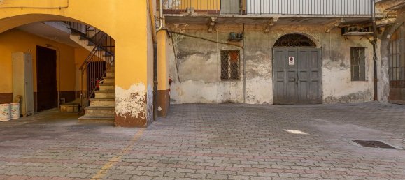 Gewerbliche Immobilie in Ivrea, Italy 75m², Nr. 301651 11