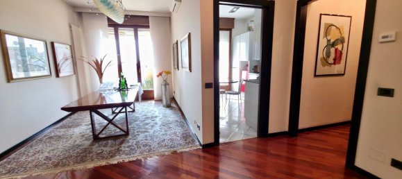 3 bedrooms Apartment in Sesto San Giovanni, Italy No. 357825 10