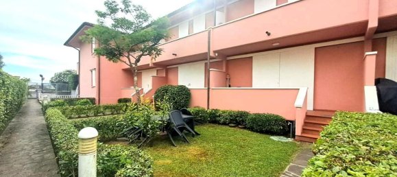 4-Zimmer Haus in Massa, Italy, Nr. 153458 23