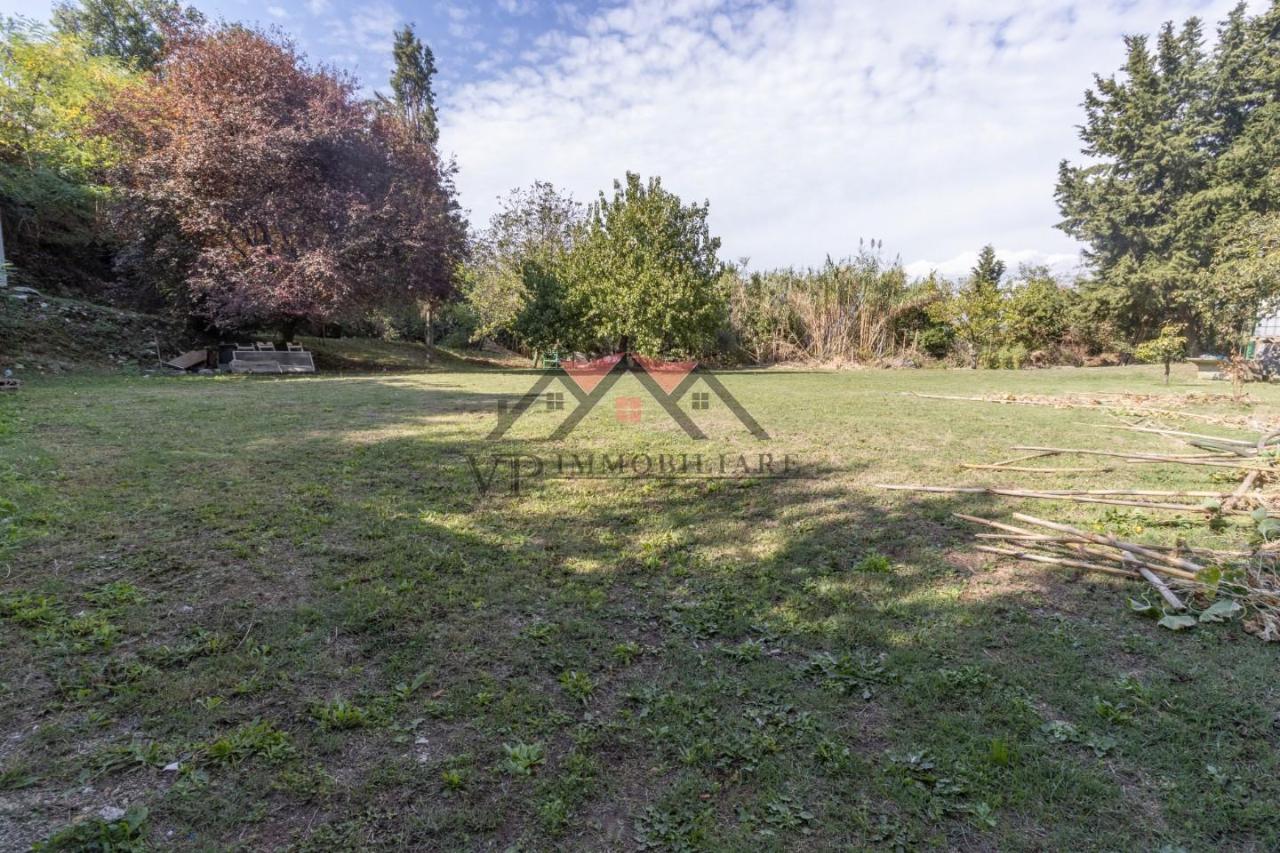 Terreno em Pomarance, Italy 1025 m² N.º 106616