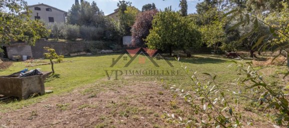 Terreno em Pomarance, Italy 1025 m² N.º 106616 2