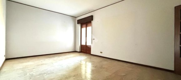Apartamento de 4 habitaciónes en Reggio Calabria, Italy No. 308047 9