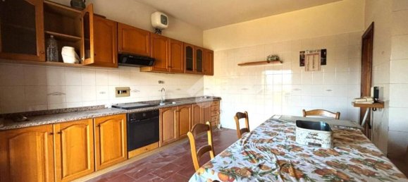 Apartamento de 4 habitaciónes en Reggio Calabria, Italy No. 308047 3