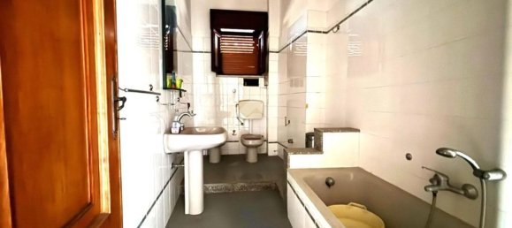 Apartamento de 4 habitaciónes en Reggio Calabria, Italy No. 308047 23