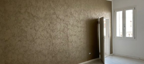 5-salle Appartement à Treviso, Italy No. 180639 8