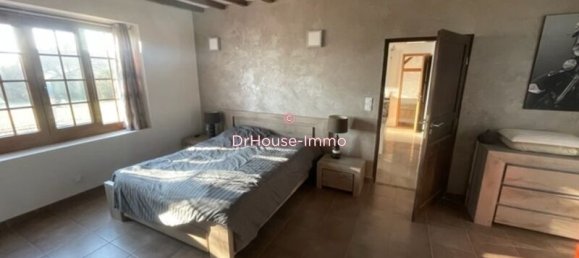 6 bedrooms House in Villebeon, France No. 168111 7