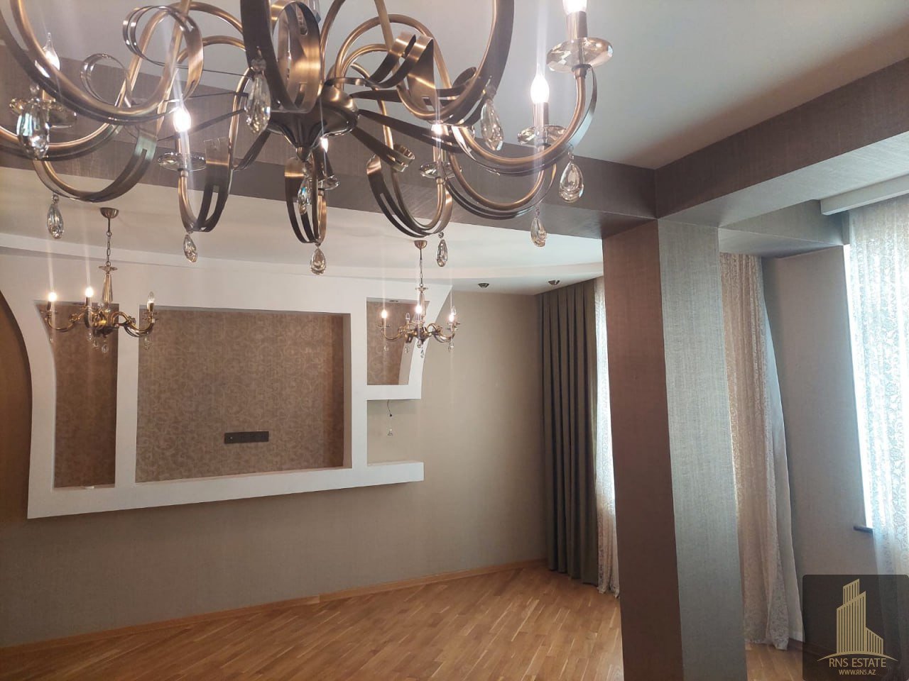 3 bedrooms Apartment in Binagady, Azerbaijan No. 1564