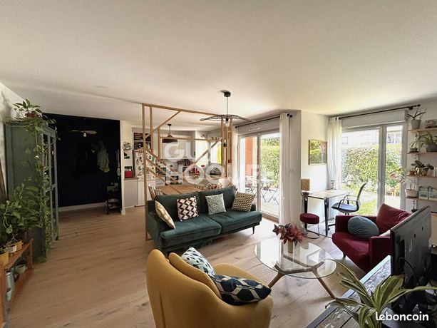 2 bedrooms Apartment in Toulouse, France No. 289120