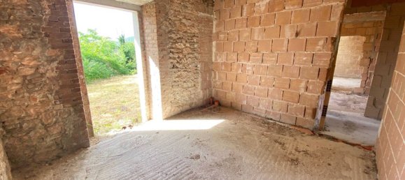 Casa de 15 habitaciónes en Fabriano, Italy No. 120928 5