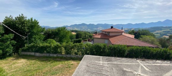 Casa de 15 habitaciónes en Fabriano, Italy No. 120928 21