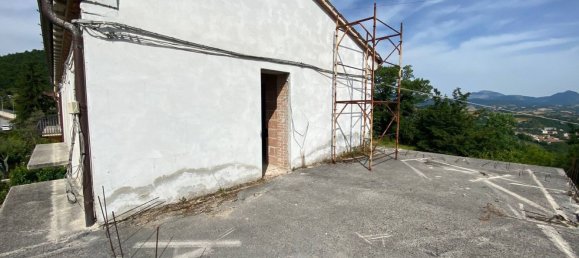 Casa de 15 habitaciónes en Fabriano, Italy No. 120928 18