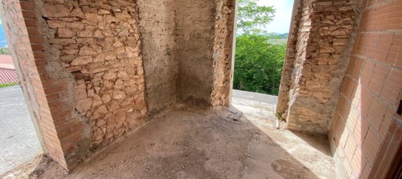 Casa de 15 habitaciónes en Fabriano, Italy No. 120928 27