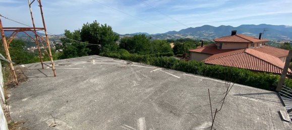 Casa de 15 habitaciónes en Fabriano, Italy No. 120928 35