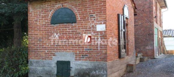 6 غرف نوم منزل في Capannori, Italy رقم 93880 6