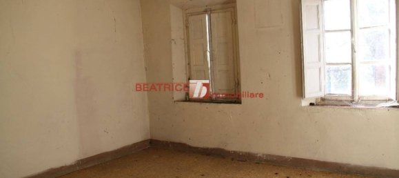 6 غرف نوم منزل في Capannori, Italy رقم 93880 17