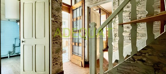 3 Schlafzimmer Stadthaus in La Tour-du-Pin, France, Nr. 270284 2