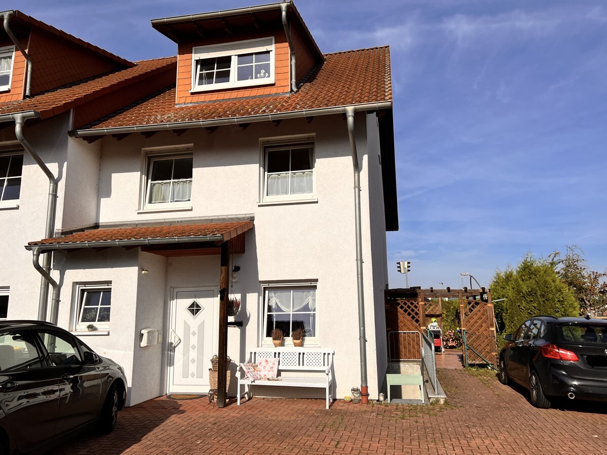 Casa de 5 habitaciónes en Schwalm-Eder, Germany No. 152057