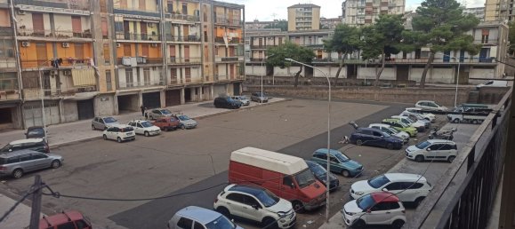 5-Zimmer Wohnung in Catania, Italy, Nr. 68420 9