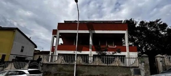 5غرفة شقة في Sassari, Italy رقم 13508 6