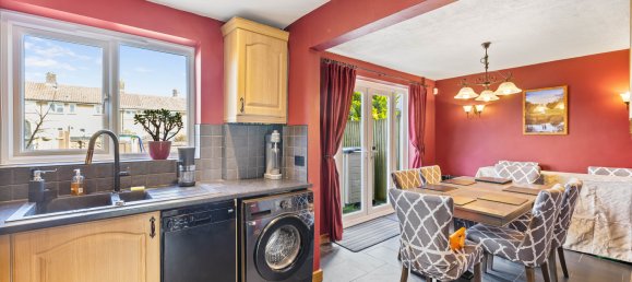 3 bedrooms House in Crawley, United Kingdom No. 1068 27