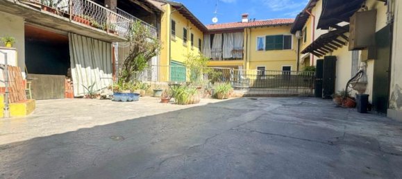 5 rooms House in Lograto, Italy No. 277437 2