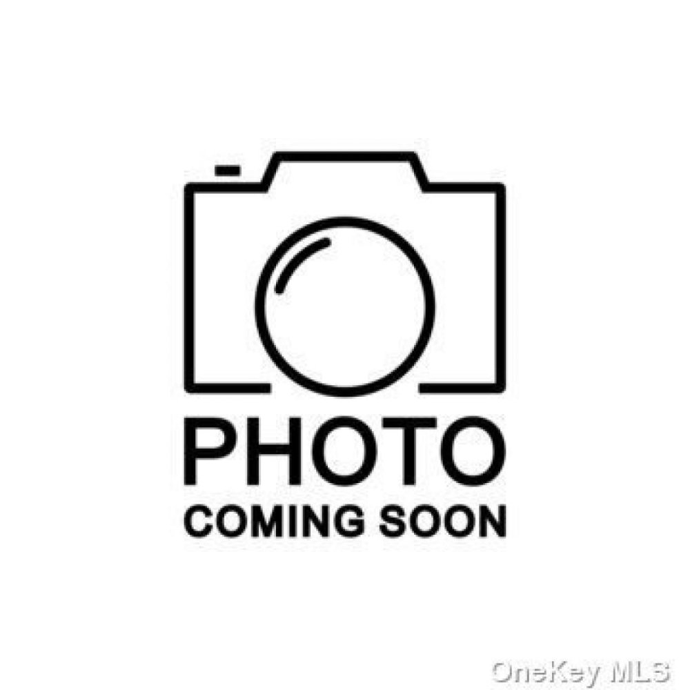 Дом с 6 спальнями в Massapequa, США № 377046