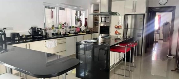 4 bedrooms Cafe / restaurant in Pattaya, Thailand No. 11660 10