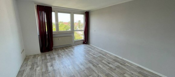 3 rooms Apartment in Offenbach, Germany No. 369911 5