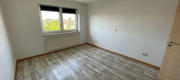 3 rooms Apartment in Offenbach, Germany No. 369911 12