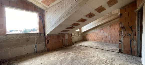 3غرفة شقة في Avellino, Italy رقم 232146 4