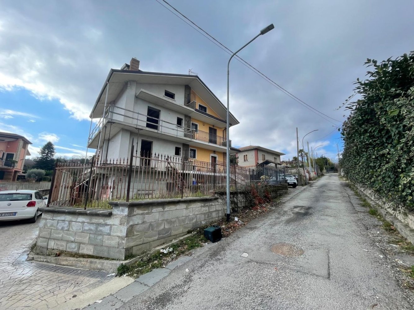 3غرفة شقة في Avellino, Italy رقم 232146