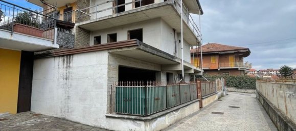 3غرفة شقة في Avellino, Italy رقم 232146 13