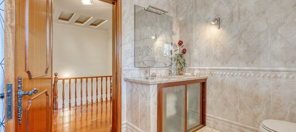 4 bedrooms House in Vila Nova de Gaia, Portugal No. 26873 19