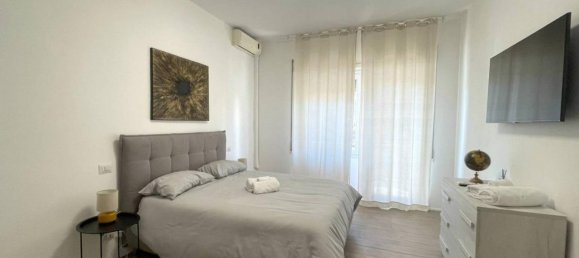 4 rooms Apartment in Rome, Italy No. 32152 22