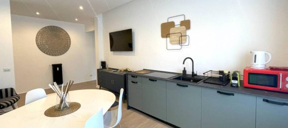 4 rooms Apartment in Rome, Italy No. 32152 8