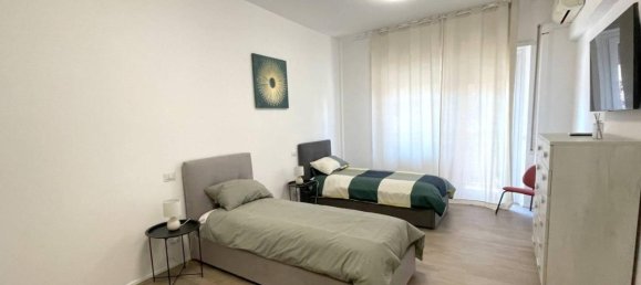 4 rooms Apartment in Rome, Italy No. 32152 15