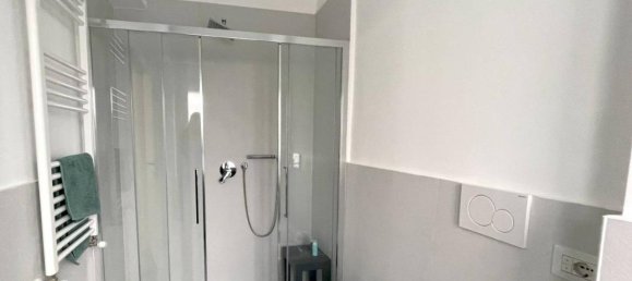 4 rooms Apartment in Rome, Italy No. 32152 17