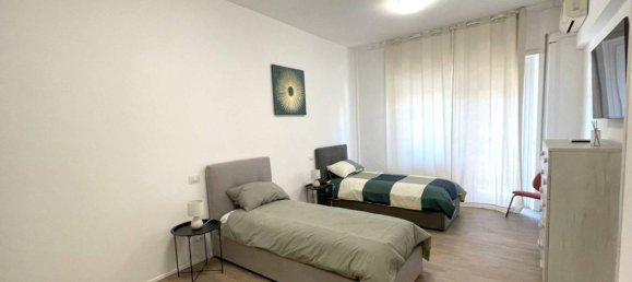 4 rooms Apartment in Rome, Italy No. 32152 13