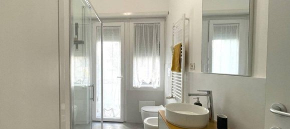 4 rooms Apartment in Rome, Italy No. 32152 19
