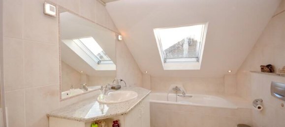 Дуплекс с 2 спальнями в Рейн-Эрфт, Германия № 193282 11