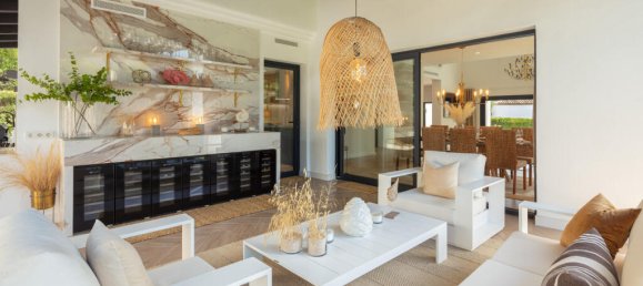 Villa de 4 dormitorios en Marbella, Spain No. 113209 7