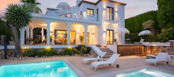Villa de 4 dormitorios en Marbella, Spain No. 113209 25
