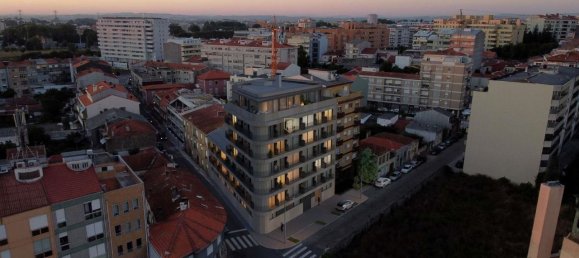 Квартира с 2 спальнями в Порту, Португалия № 81786 7